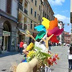 La Finestra Di Fronte * 라스페치아