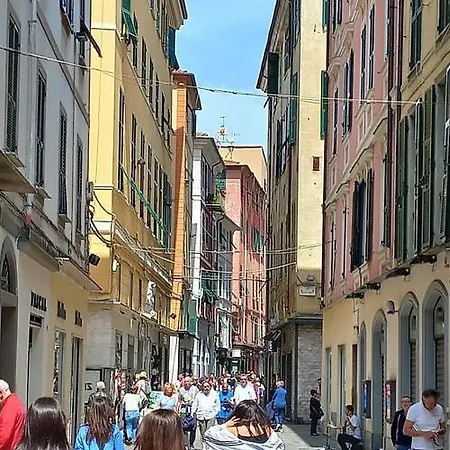 Апартаменты La Finestra Di Fronte Специя