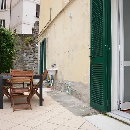 Apartment La Finestra Di Fronte *