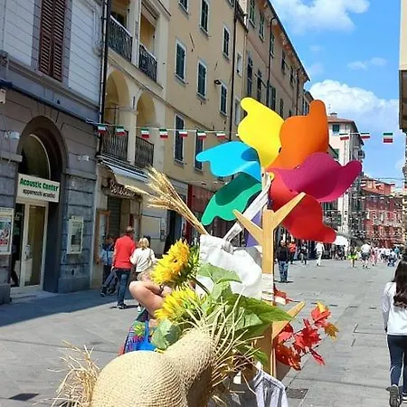 La Finestra Di Fronte * La Spezia