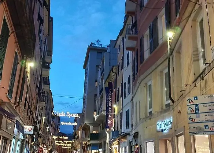 Apartment La Finestra Di Fronte *